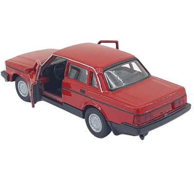 1:32 Volvo 240 GL Çek Bırak