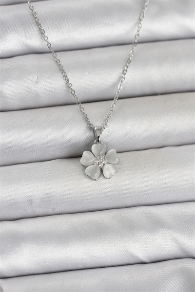 316L Çelik Zincir Gümüş Renk Yonca Model Kadın Kolye