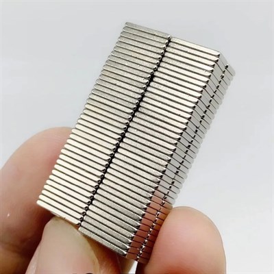 5 Adet 15x10x1.5 mm Köşeli Neodyum Mıknatıs N35 Magnet Dayanıklı Nikel Kaplama
