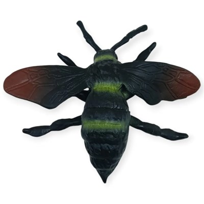 Böcek Figürleri - Gerçekçi Figür - Yeşil Yaban Arısı 10 cm