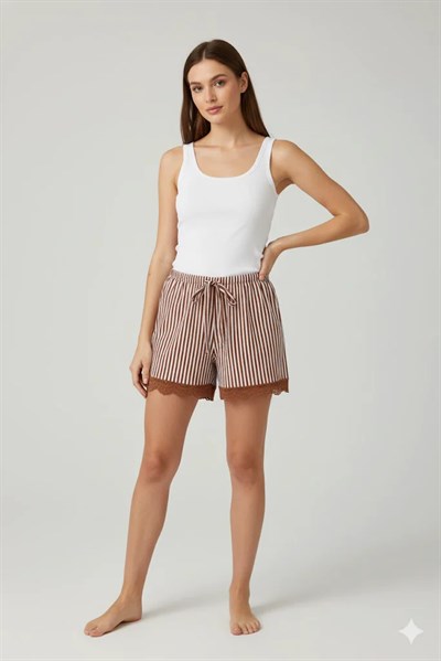 Çizgili Penye Kadın Ev Şortu Bacak Dantel Detaylı Ev Giyim Kahverengi