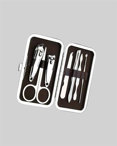 Dayanıklı Çelik Aletlerden Oluşan Kişisel Bakım Seti