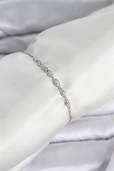 Gümüş Renk Zincir Model Zirkon Taşlı Pirinç Asansörlü Kadın Bileklik