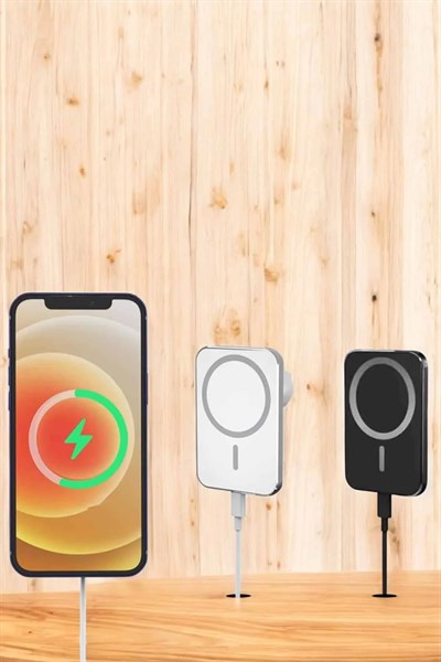 İOS Uyumlu Manyetik Tasarım Magsafe İphone 12/13/14/15 araç şarjı