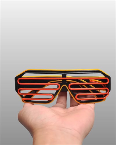 Işıklı Tasarımlı LED Gözlük Eğlence Aksesuarı