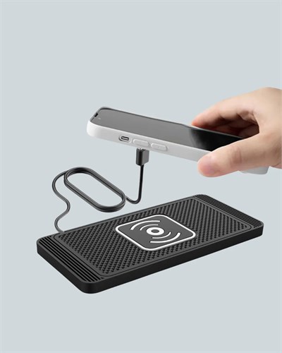 Manyetik Kablosuz Araç Şarj Cihazı – Hızlı Şarj, Kaymaz Taban, Güvenli Kullanım