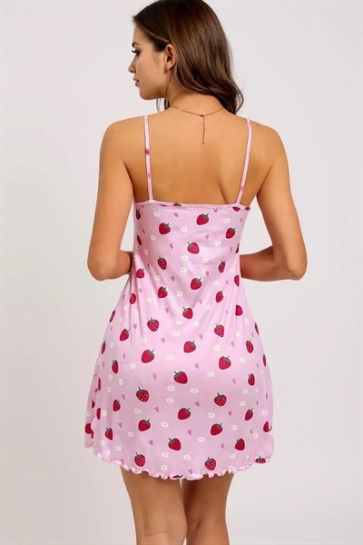 Pembe Çilek Desenli Askılı Kadın Gecelik