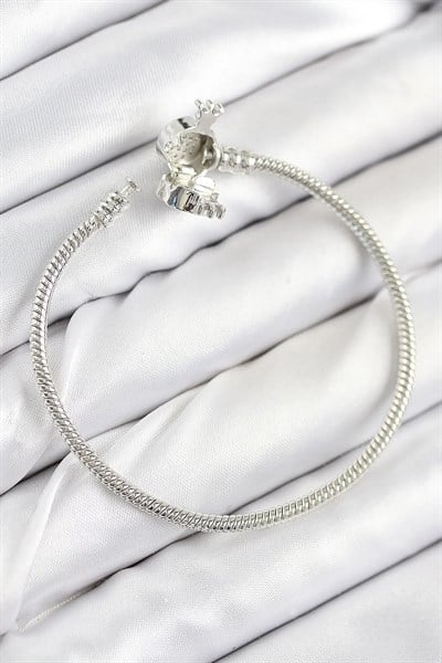 Pirinç Charm Zirkon Taşlı Taç Model Gümüş Renk Kadın Bileklik