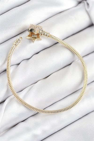 Pirinç Charm Zirkon Taşlı Yıldız Model Gold Renk Kadın Bileklik