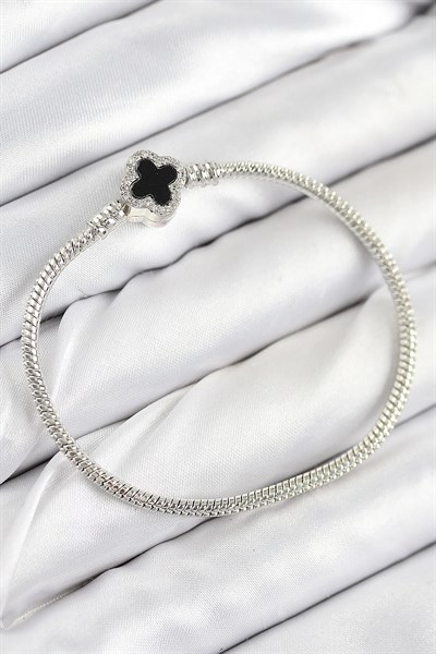 Pirinç Charm Zirkon Taşlı Yonca Model Gümüş Renk Kadın Bileklik