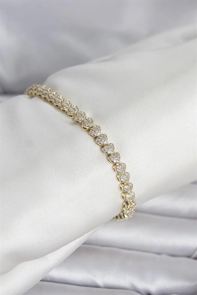 Pirinç Gold Renk Kalp Model Sıralı Zirkon Taşlı Kadın Bileklik