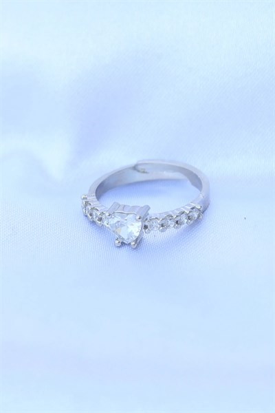 Pirinç Gümüş Renk Ayarlanabilir Zirkon Taşlı Minimal Kalp Yüzük