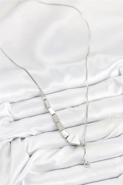 Pirinç Yılan Model Gümüş Renk Asansörlü Kadın Kolye