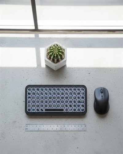 RGB Işıklı Kablosuz Mini Klavye 10 mm İnce Gövde