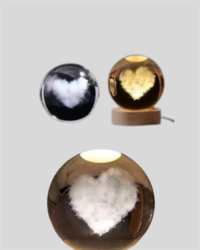 Romantik Kalpli Kristal Cam Küre USB’li Işıklı Dekoratif Obje