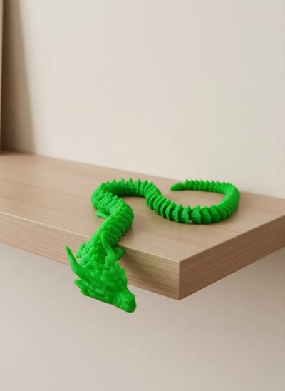 YEŞİL HAREKETLİ EJDERHA