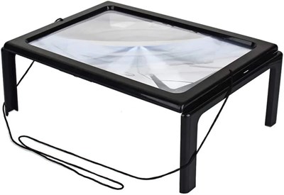 Yaşlılar için A4 boyutu masa tipi ışıklı okuma büyüteç th