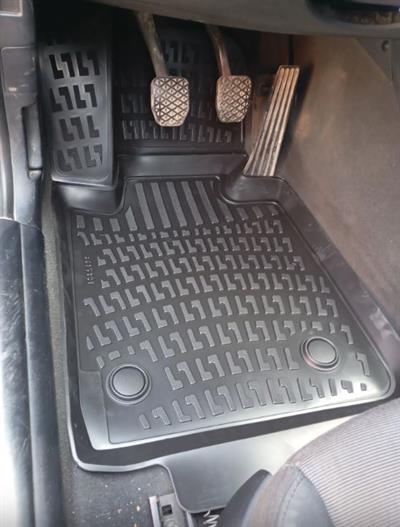 Bmw 1 Serisi E87 2004-2010 4.5D Derin Havuzlu Oto Paspas