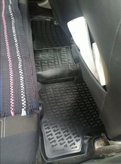 Dacia Logan 2004-2012 Uyumlu 4.5D Havuzlu Paspas | Sedan