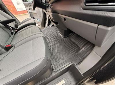 Ford Tourneo Custom 2024 Sonrası Uyumlu 4.5D Havuzlu Paspas | Otomatik Vites