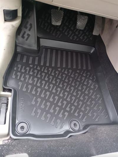 Mitsubishi Lancer 2008 Sonrası Uyumlu 4.5D Havuzlu Paspas