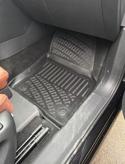 Skoda Kodiaq 2024 Sonrası Uyumlu 4.5D Havuzlu Paspas