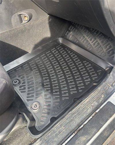 Ssangyong Korando Sport 2010-2019 Uyumlu 4.5D Havuzlu Paspas