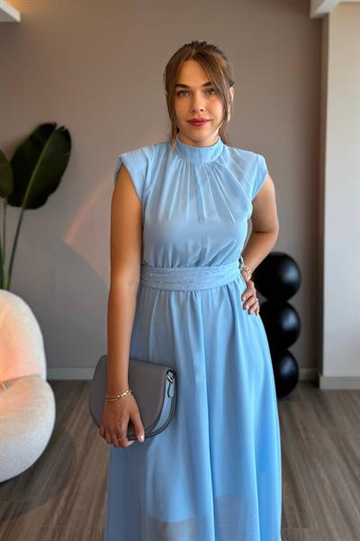 Taşlı Kemer Detaylı Mavi Şifon Elbise