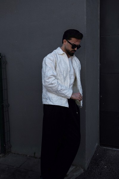 KABARTMA DESENLİ MEVSİMLİK CEKET