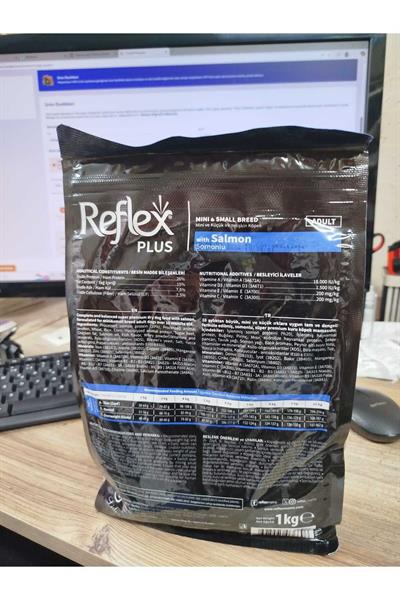PLUS MİNİ KÜÇÜK IRK KÖPEK MAMASI SOMONLU 1KG