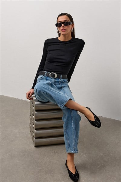 Açık Mavi Mom Fit Yüksek Bel Jean