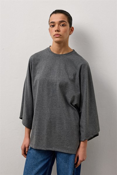 Antrasit Geniş Kollu Uzun Basic T-Shirt