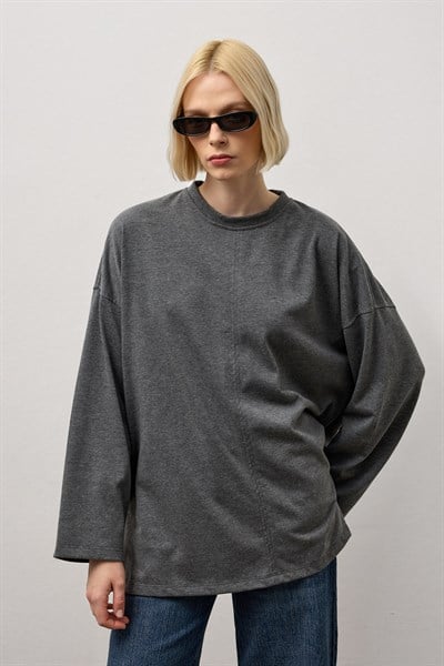 Antrasit Oversize Kesim Uzun Kollu Basic T-Shirt