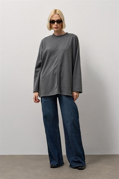 Antrasit Oversize Kesim Uzun Kollu Basic T-Shirt
