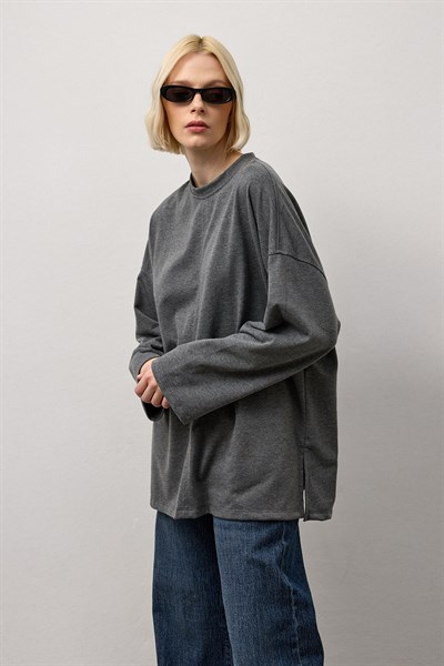 Antrasit Oversize Kesim Uzun Kollu Basic T-Shirt
