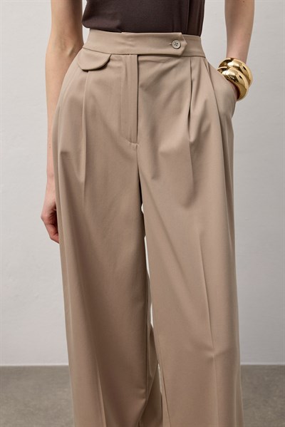 Bej Linea Geniş Paça Pantolon
