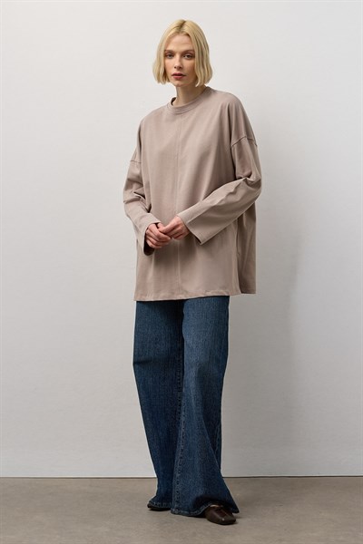 Bej Oversize Kesim Uzun Kollu Basic T-Shirt