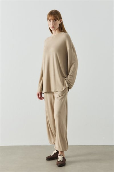 Bej Oversize Uzun Kol Basic Body