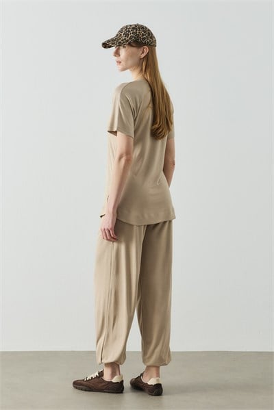 Bej Reglan Kol Basic Kısa Kol Body