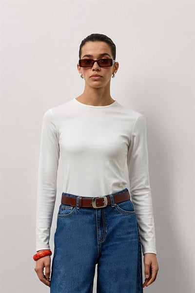 Beyaz Basic Uzun Kollu Bisiklet Yaka Body