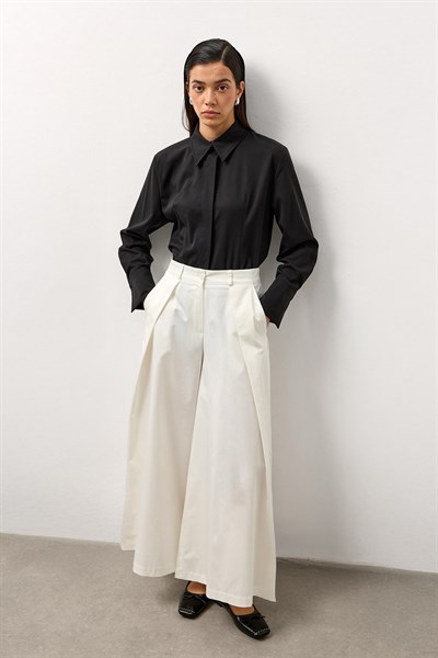 Beyaz Geniş Paça Etek Pantolon