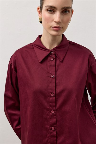 Bordo Pamuklu Arkası Pile Detaylı Regular Fit Gömlek