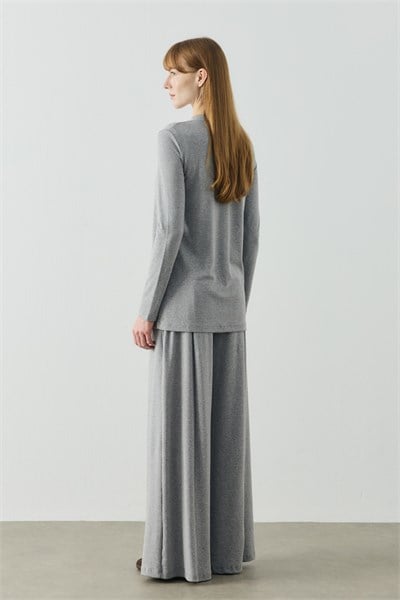 Gri Bisiklet Yaka Basic Dökümlü Hırka