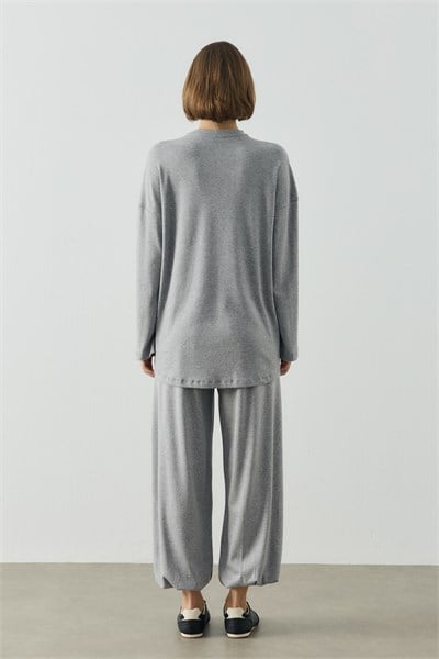 Gri Oversize Uzun Kol Basic Body