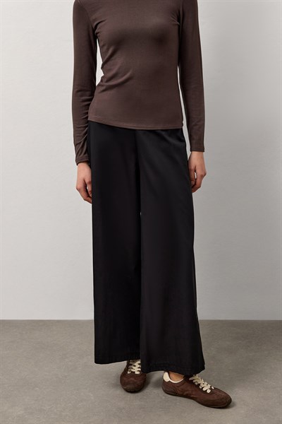 Kahverengi Basic Uzun Kollu Bisiklet Yaka Body