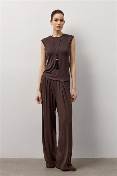 Kahverengi Kolsuz Bisiklet Yaka Bluz