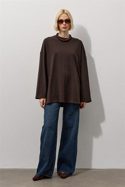 Kahverengi Oversize Kesim Uzun Kollu Basic T-Shirt