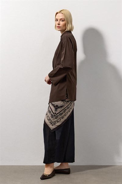 Kahverengi Pensli Fitted Poplin Gömlek