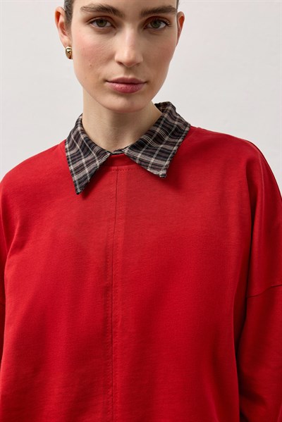 Kırmızı Dikiş Detaylı Bisiklet Yaka Basic T-Shirt