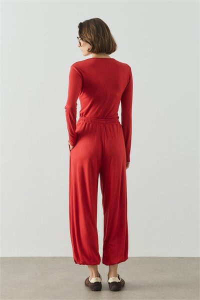 Kırmızı Dökümlü Şalvar Pantolon